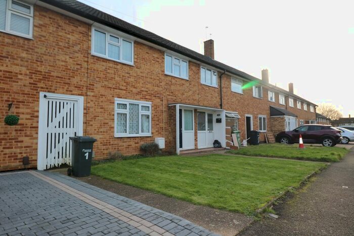 3 Bedroom Terraced House To Rent In Birchfield Road, Cheshunt, Waltham Cross EN8