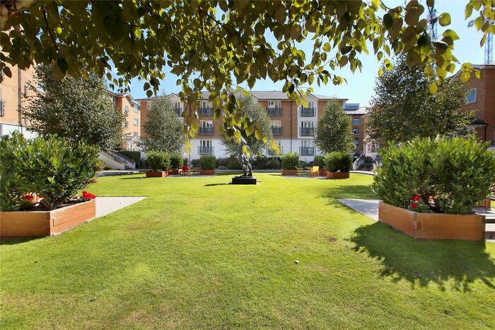 2 Bedroom Flat To Rent In Prices Court, Battersea, London, SW11