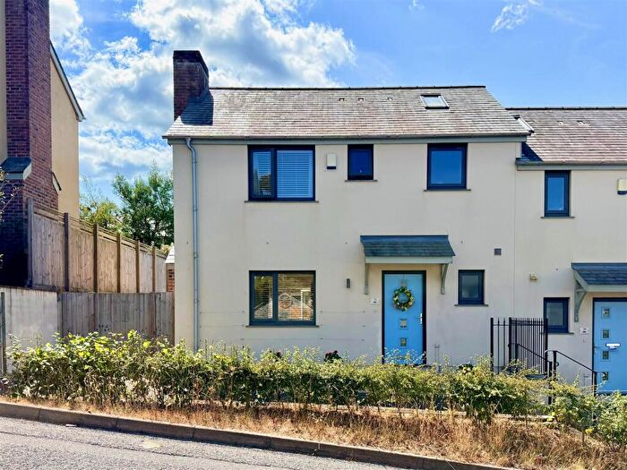 3 Bedroom Semi-Detached House For Sale In Wembury, Plymouth, PL9