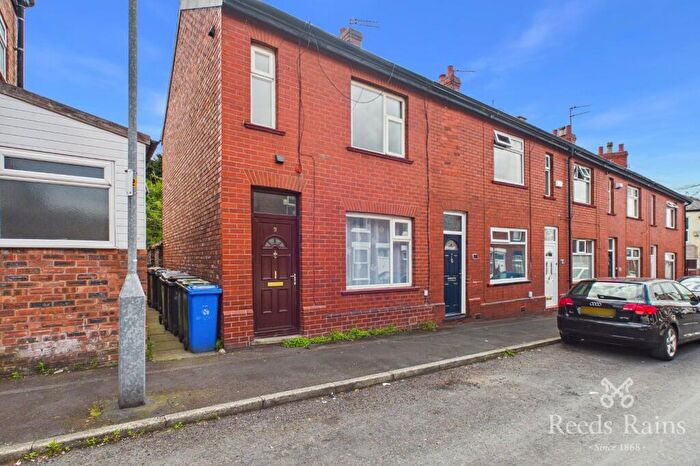 2 Bedroom Terraced House For Sale In Richmond Street, Hyde, Greater Manchester, SK14