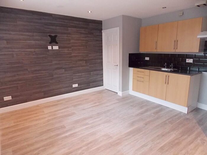 2 Bedroom Flat To Rent In Market Street, Ilkeston, DE7