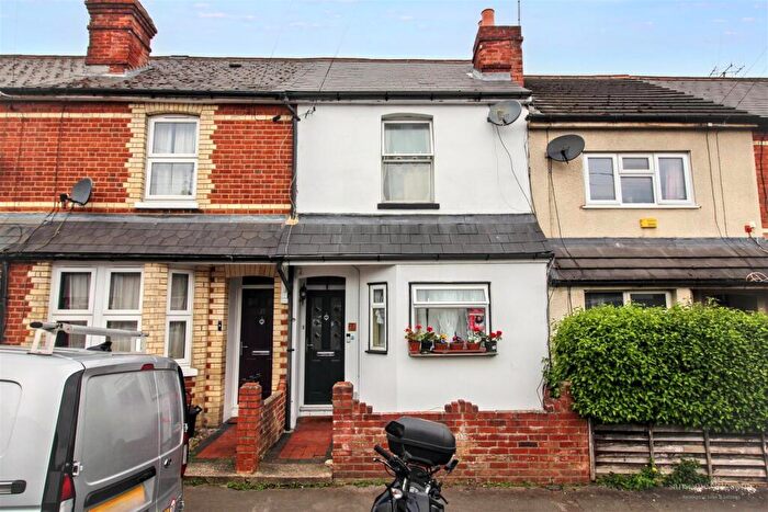 2 Bedroom Terraced House For Sale In Pangbourne Street, Reading, RG30