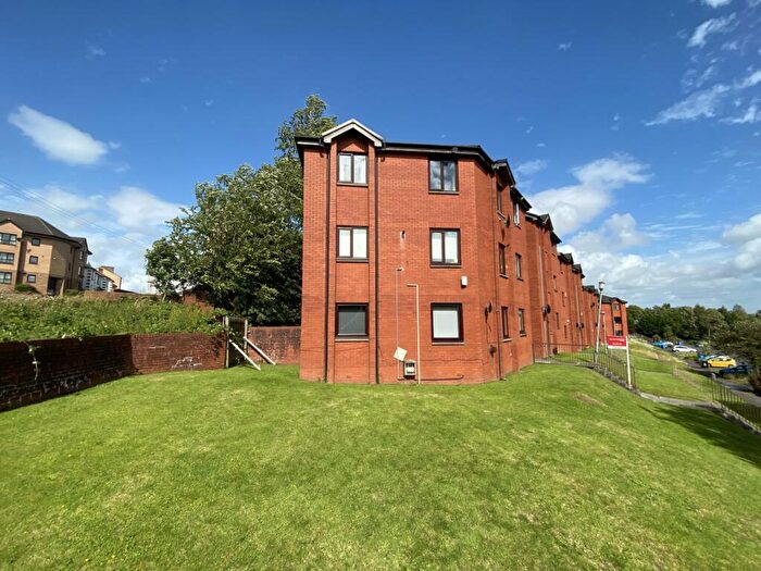 3 Bedroom Flat To Rent In Sandbank Drive, Glasgow, G20