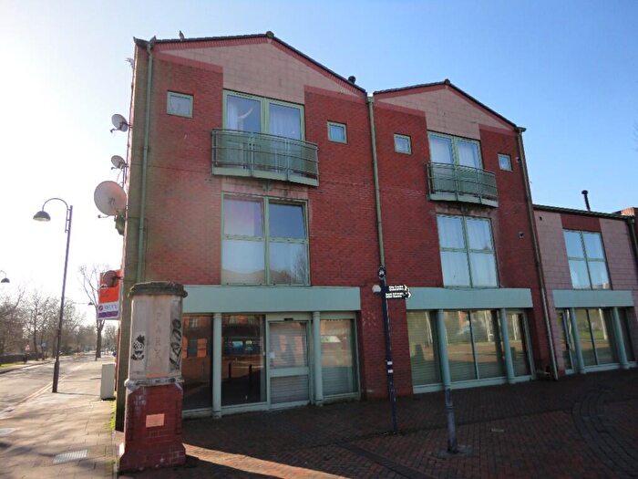 2 Bedroom Flat To Rent In Western Boulevard, Leicester, Leicestershire, LE2