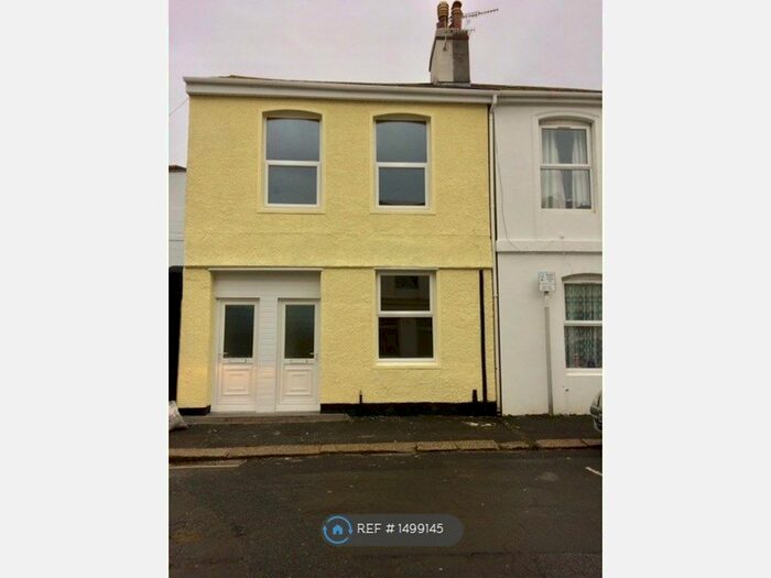 3 Bedroom Flat To Rent In Francis Street, Plymouth, PL1