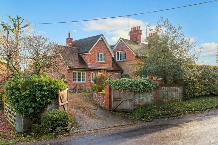 5 Bedroom Cottage For Sale In Brightwell Baldwin, OX49