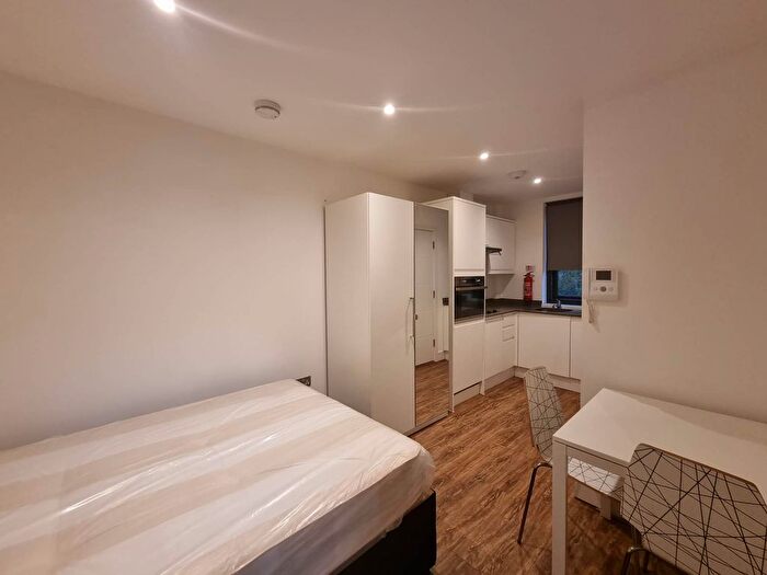 Studio To Rent In Hampden Road, Hornsey, Turnpike Lane, N8