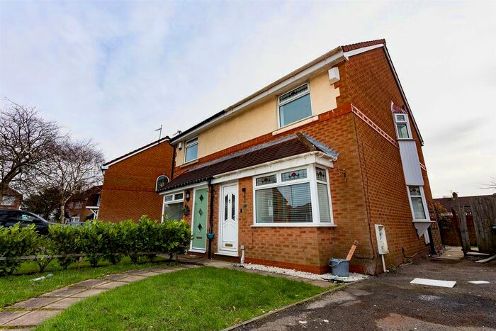 3 Bedroom Property To Rent In Foxglove Close, Liverpool, L9