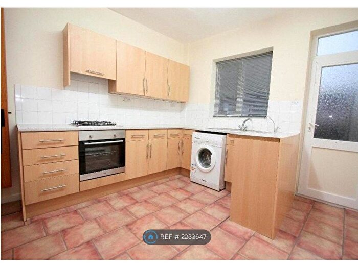 2 Bedroom Terraced House To Rent In Springfield Gardens, Ilkeston, DE7