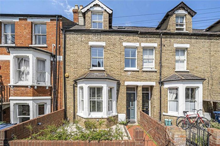 4 Bedroom Terraced House For Sale In Aston Street, East Oxford, OX4