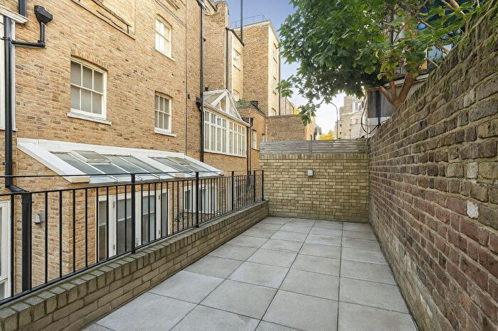 1 Bedroom Flat To Rent In Fulham Road, London, SW10