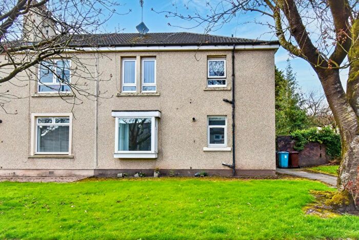 2 Bedroom Flat To Rent In Kingston Flats, Kilsyth, G65