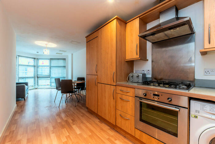 1 Bedroom Apartment For Sale In Waterfront Plaza, Station Street, Nottingham, NG2