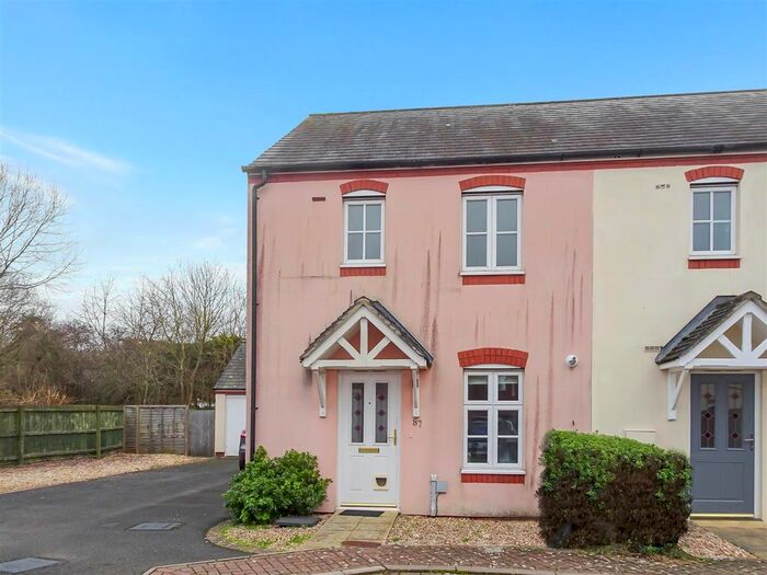 3 Bedroom Semi-Detached House To Rent In Burge Meadow, Cotford St. Luke, Taunton, TA4