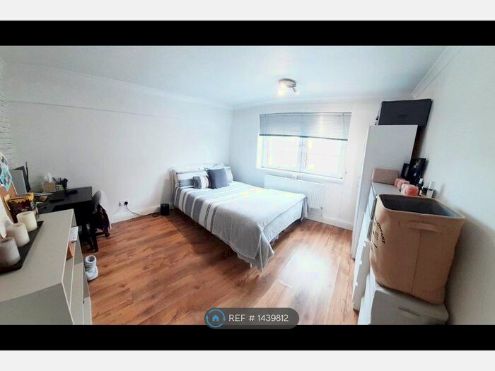 2 Bedroom Flat To Rent In Stratford, London, E15