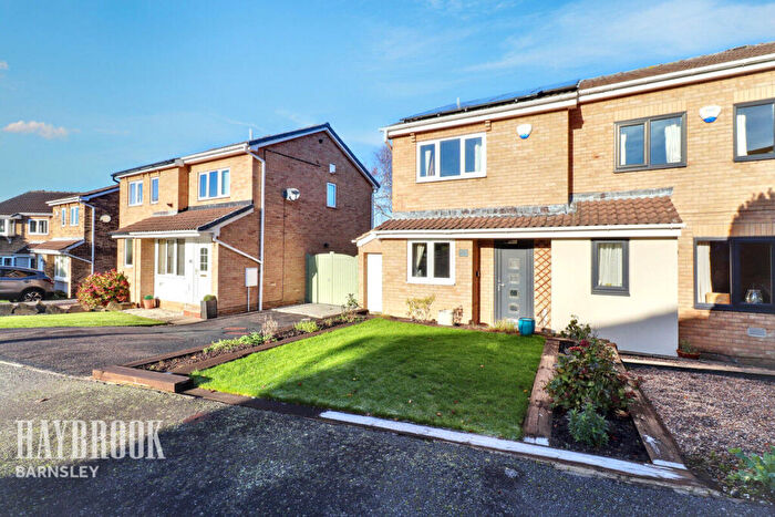 2 Bedroom Semi Detached House For Sale In Westbury Close, Barnsley, S75