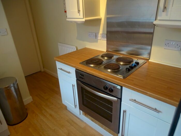 5 Bedroom Flat To Rent In Dilston Road, Arthurs Hill, Newcastle Upon Tyne, NE4