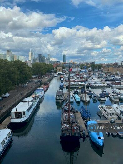 2 Bedroom Flat To Rent In Baltic Quay, London, SE16