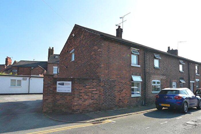 2 Bedroom End Of Terrace House To Rent In Chapel Street, Sandbach, CW11