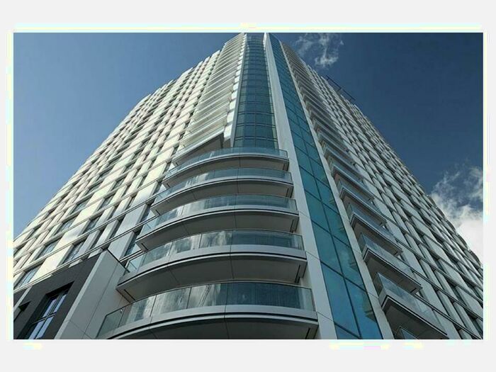 1 Bedroom Flat For Sale In Altitude Point, Alie Street, London, E1
