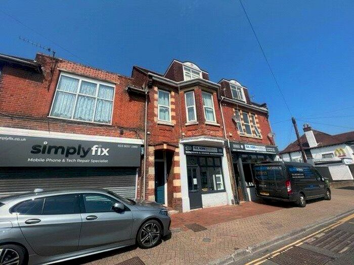 1 Bedroom Apartment To Rent In High Road, Southampton, Hampshire, SO16