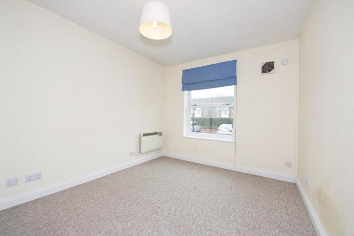 2 Bedroom Apartment To Rent In Coopers Gate, Banbury, OX16