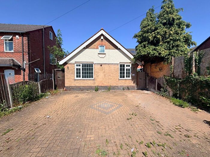 3 Bedroom Bungalow To Rent In Stenson Road, Derby, Derbyshire, DE23