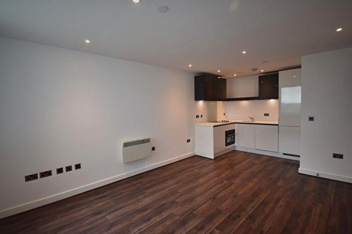 1 Bedroom Flat To Rent In Th Floor, Churchill Place, Town Centre, Basingstoke, RG21