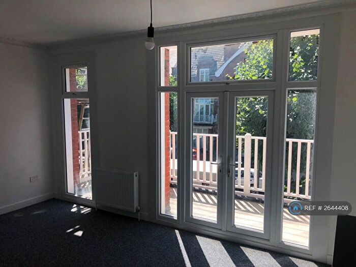 1 Bedroom Flat To Rent In Douglas Avenue, Hythe, CT21