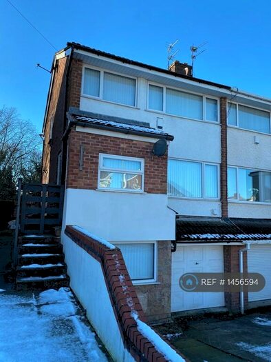 3 Bedroom Semi-Detached House To Rent In Simons Close, Whiston, Prescot, L35