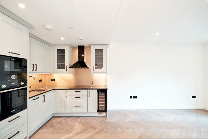 1 Bedroom Apartment To Rent In Merino Gardens, London Dock, E1W