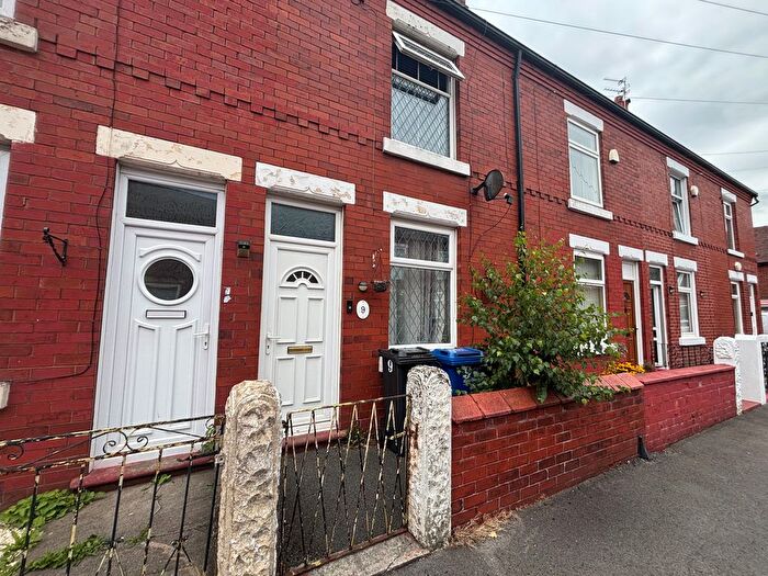 2 Bedroom Property To Rent In Norway Grove, Stockport, SK5
