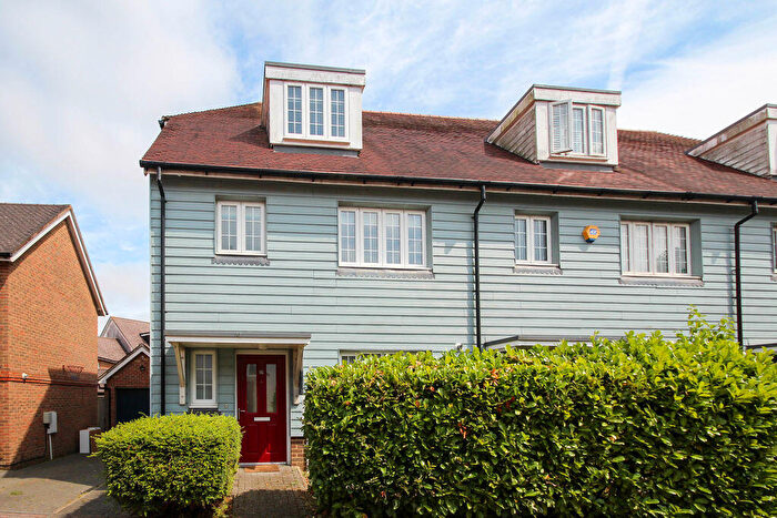 4 Bedroom Detached House For Sale In Hawkinge - Offers In Excess Of £, CT18