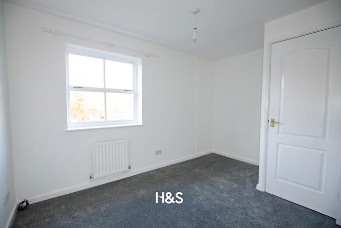 2 Bedroom End Of Terrace House To Rent In Ashwell Drive, Shirley, Solihull, B90
