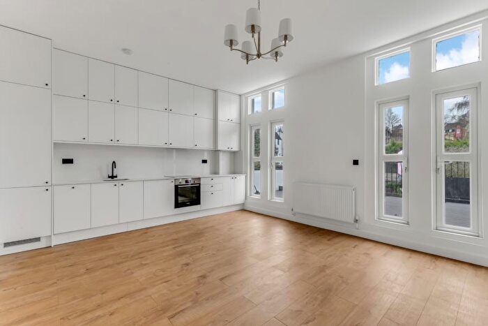 1 Bedroom Flat To Rent In Archway Road, Highgate, N6