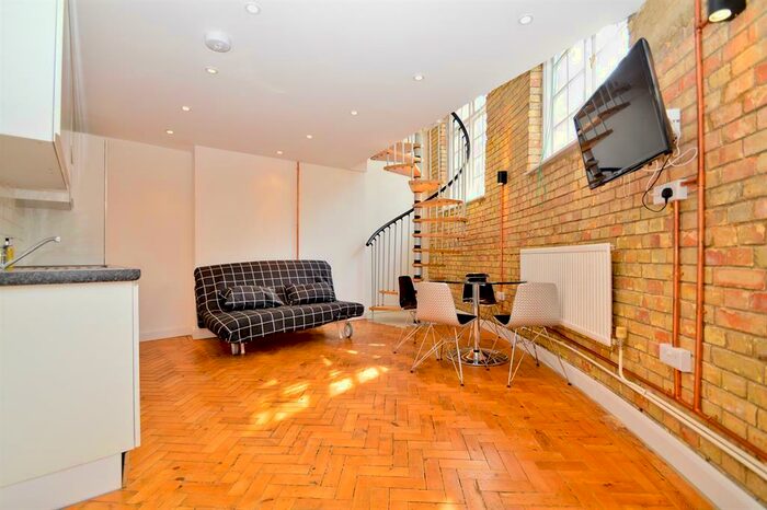 Studio To Rent In Virginia Road, Shoreditch, E2