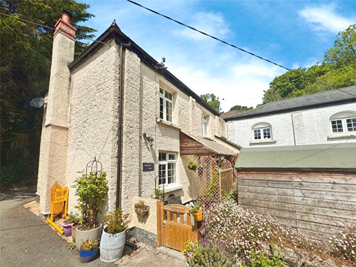 2 Bedroom End Of Terrace House For Sale In Swimbridge, Barnstaple, EX32
