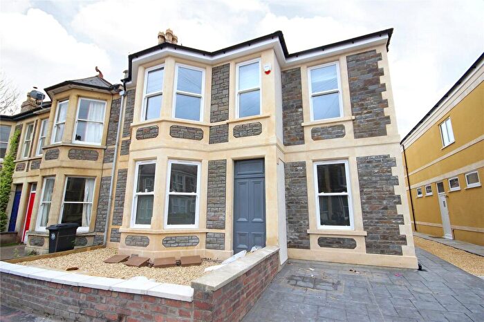 2 Bedroom Apartment To Rent In Radnor Road, Bishopston, Bristol, BS7