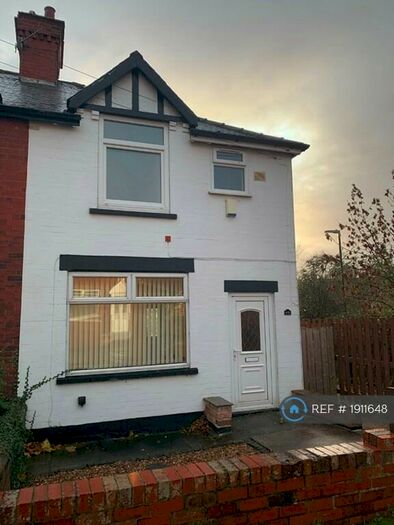 2 Bedroom Semi-Detached House To Rent In Devonshire Avenue East, Chesterfield, S41