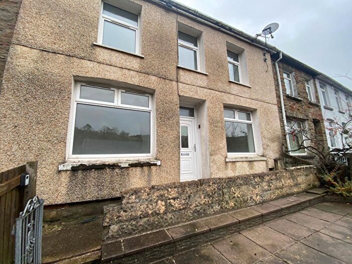 4 Bedroom Terraced House To Rent In Oxford Street, Pontycymer, Bridgend, CF32