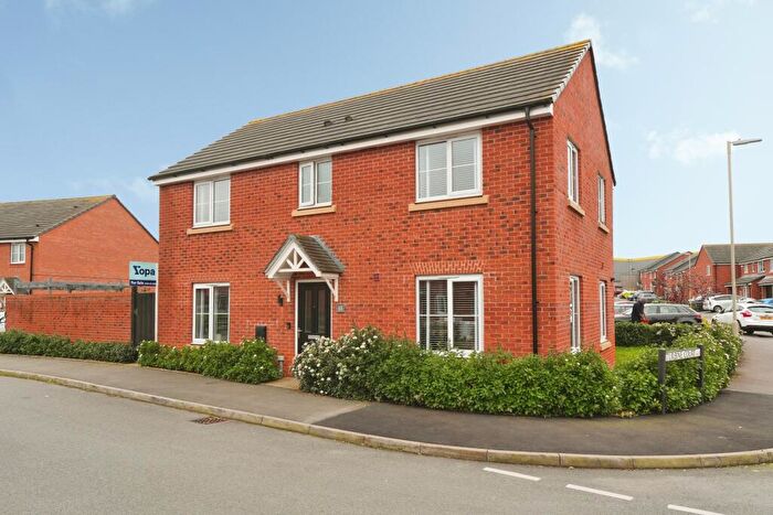 4 Bedroom Detached House For Sale In Thomson Grove, Halesowen, B62