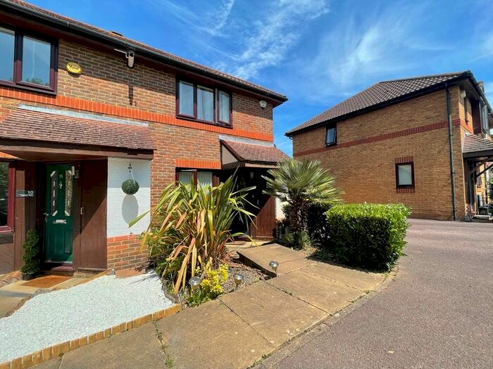 2 Bedroom End Of Terrace House To Rent In Cooke Rise, Warfield, Berkshire, RG42