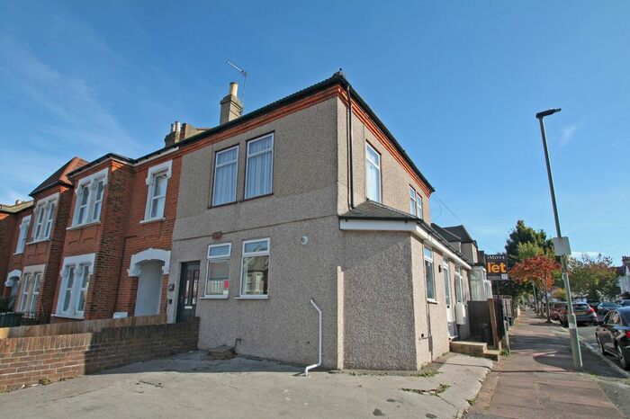 1 Bedroom Flat To Rent In Marlow Road, London, SE20