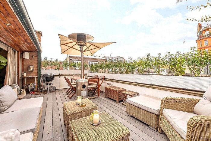 3 Bedroom End Terrace House To Rent In Hereford Square, London, SW7