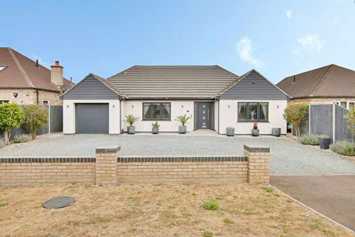 4 Bedroom Detached Bungalow For Sale In Upwell Road, March, PE15