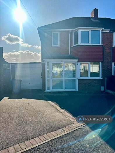 3 Bedroom Semi Detached House To Rent In Primley Avenue, Tamworth, B77