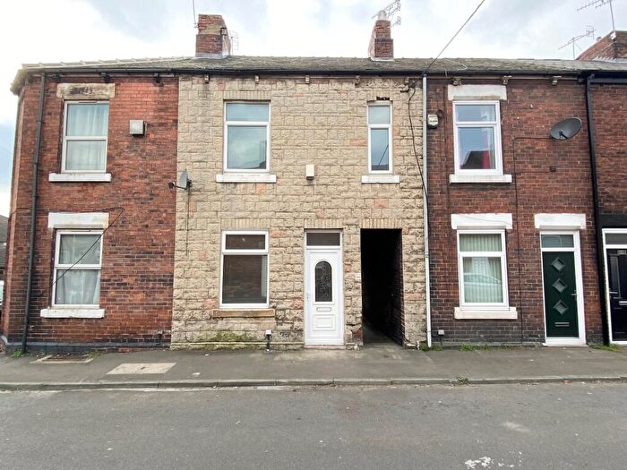 3 Bedroom Terraced House To Rent In Albert Road, Rotherham, S62