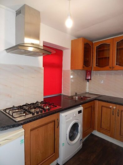 1 Bedroom Terraced House To Rent In Dewsbury Gate Road, Staincliffe, Dewsbury, WF13