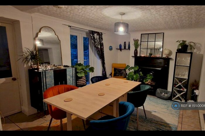 3 Bedroom Terraced House To Rent In St Edwards Street, Newport, NP20