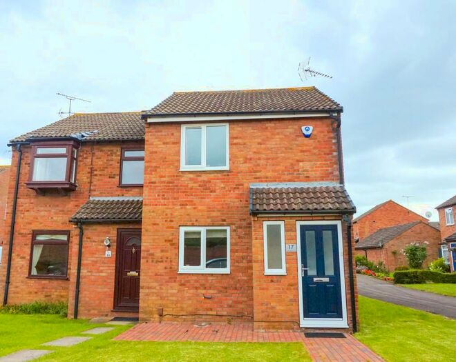 2 Bedroom Semi-Detached House To Rent In Buckingham Drive, Stoke Gifford, Bristol, BS34